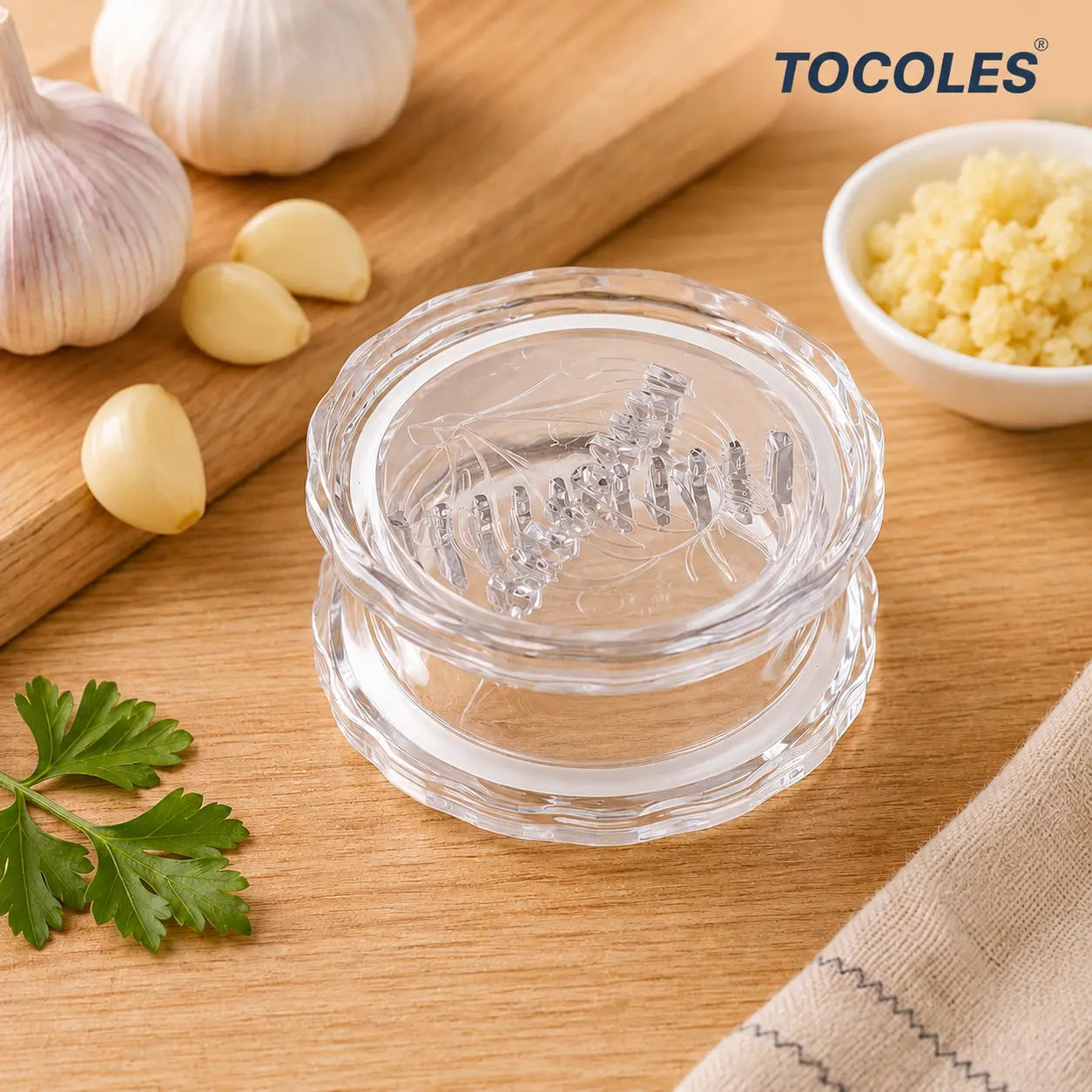 Manual Garlic Twister Mincer - Durable and Convenient Kitchen Tool for Garlic, Onion, and Ginger Preparation